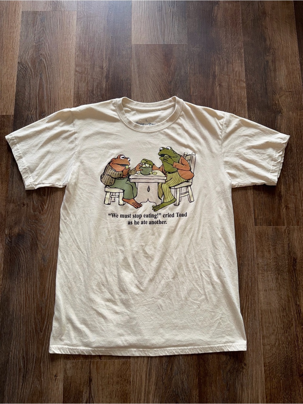 Frog and Toad Graphic Tee size L